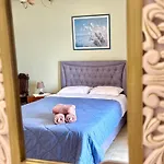 Athevillas Antonis Βίλα Μίνα