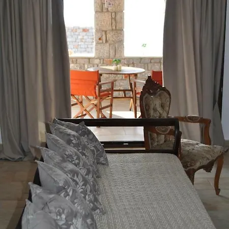 Villa Athevillas Antonis Mína