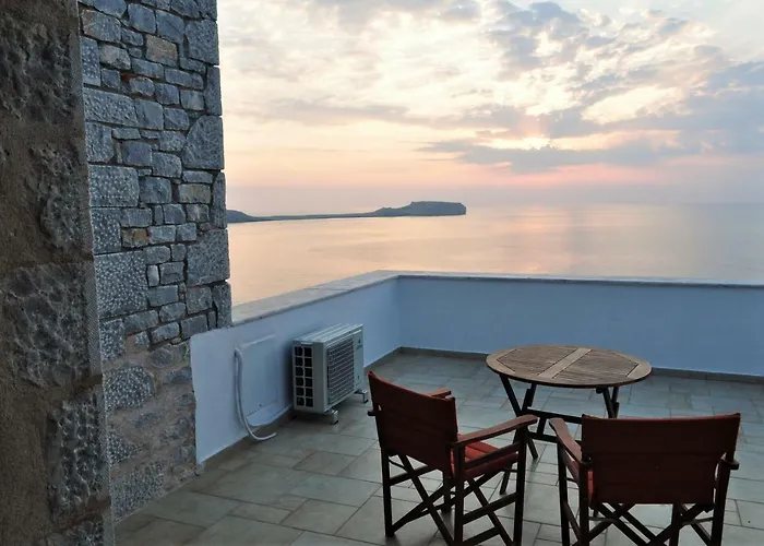 Athevillas Antonis Μίνα